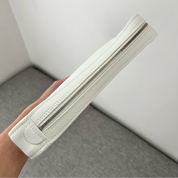 Authentic Balenciaga White Triangle Pouch Clutch - Picture 10 of 12